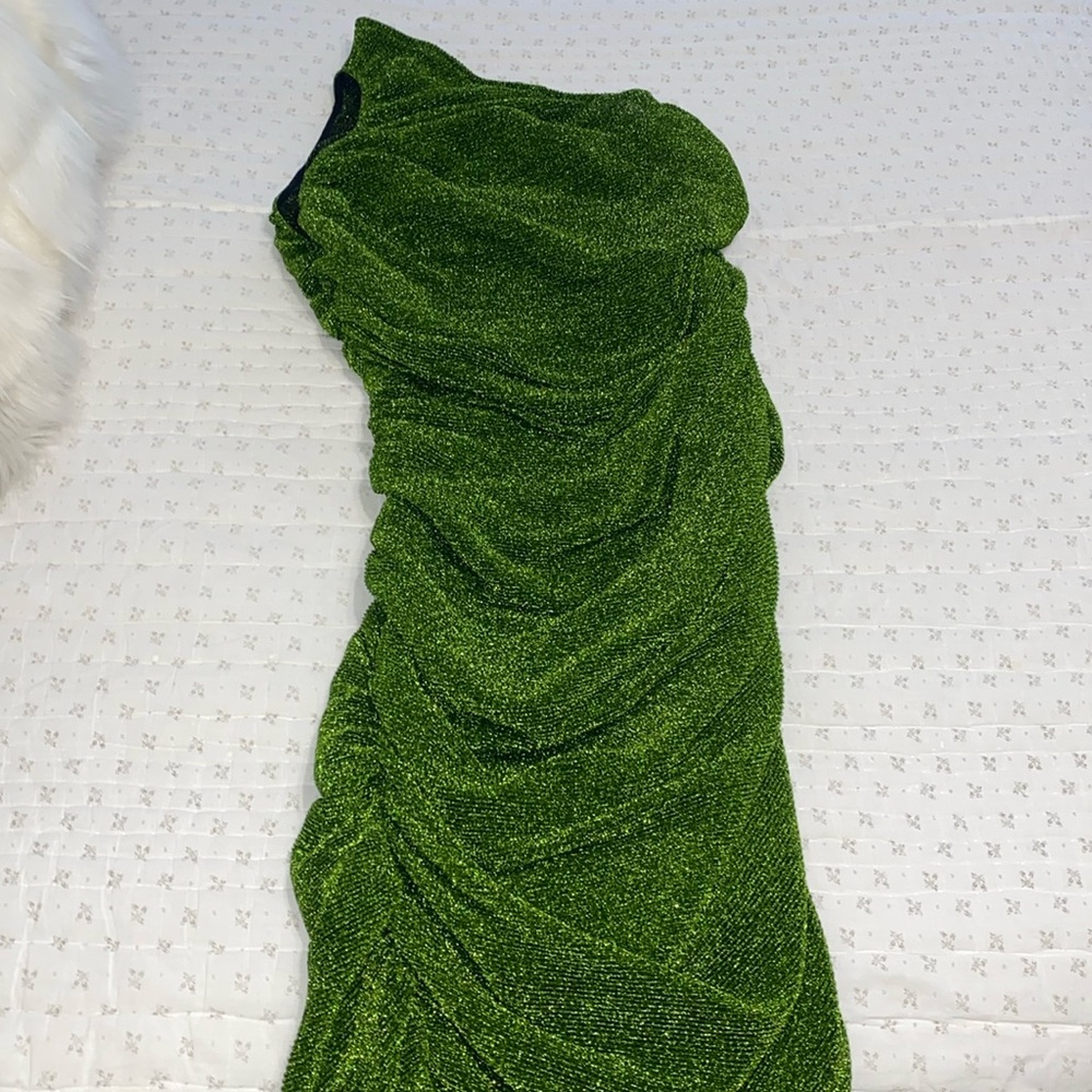 Green glitter plisse runched one shoulder midi dress UK 16